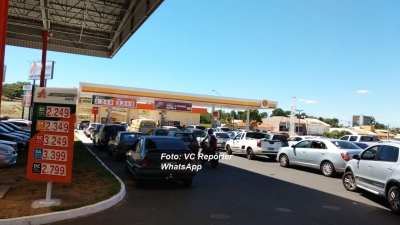 Postos voltam a reajustar preços de combustíveis