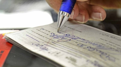 Juros do cheque especial e rotativo do cartão caem em junho