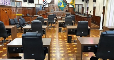 Vereador e mais 5 pessoas ligadas a ele são presas pela Polícia Civil por corrupção