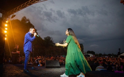 Música gospel: dupla Jefferson e Suellen estará em Marilia