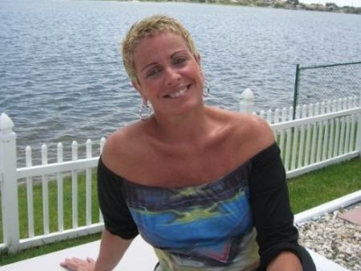 Leila Cordeiro reencontra ex-noivo e admite que não imaginava amar de novo 