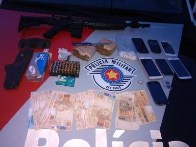 Após denúncia, família é detida em Bauru