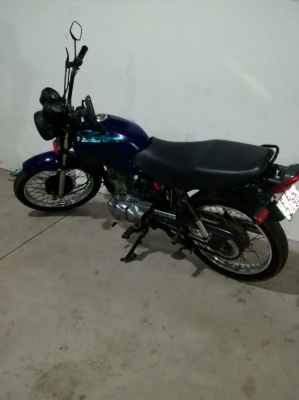 Pintor é preso com moto adulterada
