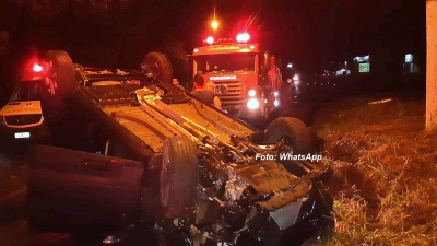 Mulheres se envolvem em acidentes e causam confusão em Marília