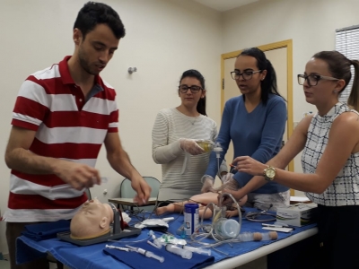 Residentes do HBU participam de Curso de Reanimação Neonatal