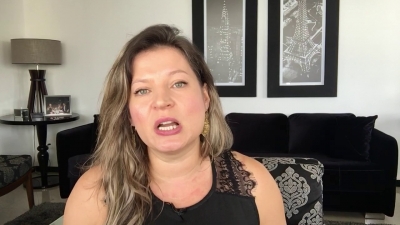 Filhos de Bolsonaro "precisam de camisa de força", diz Joice