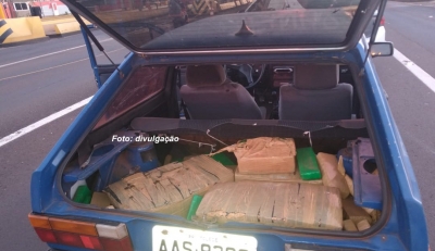 Polícia Rodoviária apreende droga e intercepta carro "batedor"