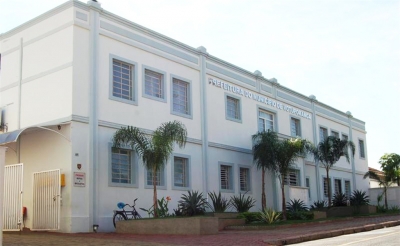 Prefeitura abre concurso para 73 vagas