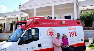 Prefeitura conquista ambulância do SAMU para Pompeia