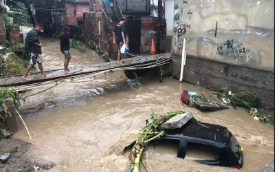 Temporal causa 10 mortes na Baixada Santista
