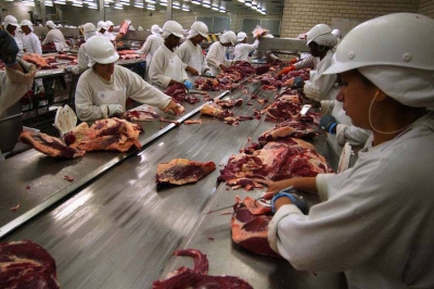 Frigorífico da região anuncia férias coletivas