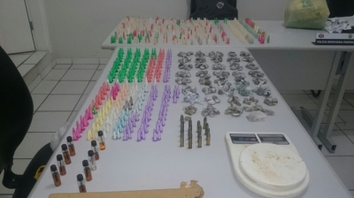 PM faz apreensão de drogas na zona Sul