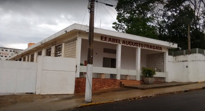 Ex-diretora de escola em Marília é acusada de pagar por serviços não executados 