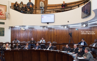 Prefeito Daniel mantém silêncio sobre uso do dinheiro destinado aos Bombeiros