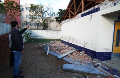 Com estrutura ameaçada Prefeitura interdita creche