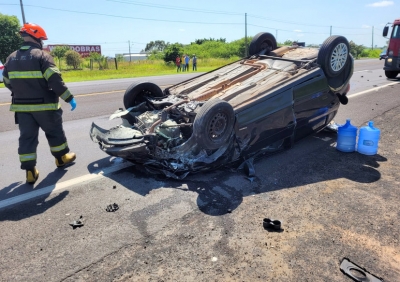 Idoso de 79 anos provoca acidente na SP-294 em Marília