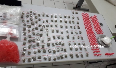 Traficante tenta se esconder debaixo da cama e acaba preso pela PM