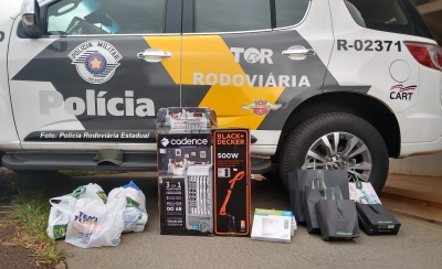 Dupla é presa acusada de aplicar golpes na região