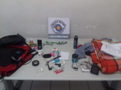 Homem é preso acusado de tráfico de drogas na zona oeste