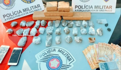 Traficantes são presos pela PM quando negociavam droga, na região