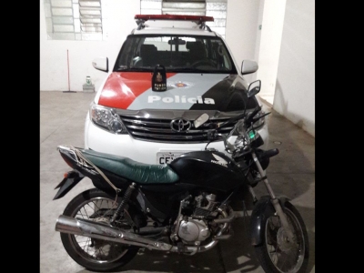 Força Tática recupera moto furtada