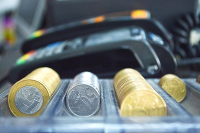 APAS cobra do Banco Central a maior emissão de moedas para resolver a falta de troco 