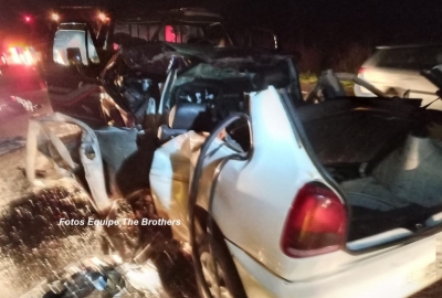 Motoristas morrem em grave acidente na região