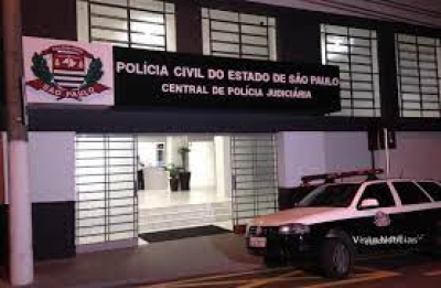 Homem é preso na delegacia após ameaçar e agredir ex-companheira em Marília