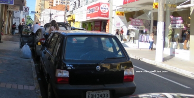 Última semana para licenciar veículos com placa final 3