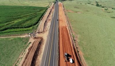 Obras de duplicação prosseguem na SP-333, de Júlio Mesquita a Echaporã