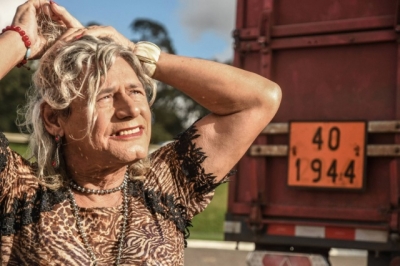 Campanha da Shell conta história de caminhoneira trans