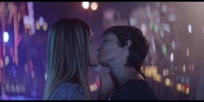 Conar rejeita retirar do ar comercial com beijo gay