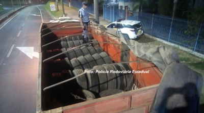 Contrabandos de pneus e frutos do mar são apreendidos