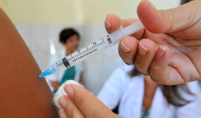 Saúde recebe último lote de vacina da gripe. Ainda faltam vacinar 4,4 mil crianças e gestantes 