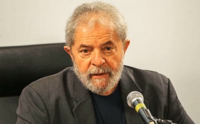Em depoimento à Justiça, Lula diz que é vítima de massacre