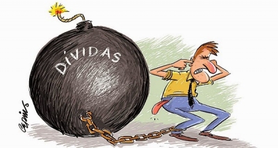 Compra parcelada pode deixar orçamento fora de controle