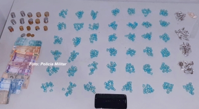 PM encontra drogas em casa na zona norte e rapaz acaba preso