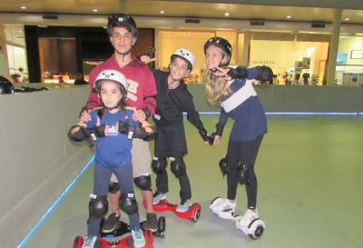 Pista hoverboard é atração no Marília Shopping