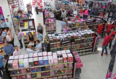 Jalovi inaugura loja com ofertas e promoções