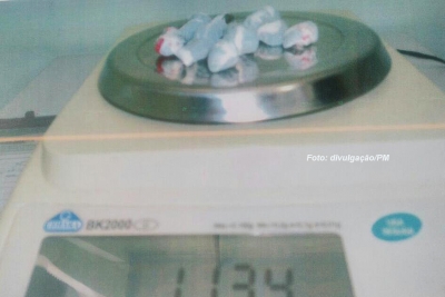 Rapaz de "saidinha" em Marília é preso com drogas