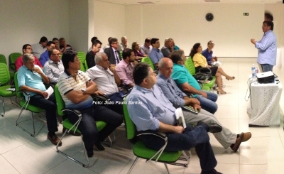 Primeira reunião de Daniel com sua equipe leva sete horas e faz radiografia dos problemas