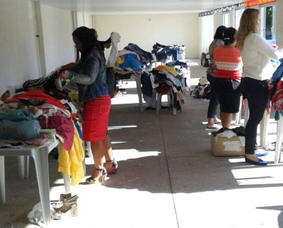 Voluntárias: bazar beneficente termina hoje