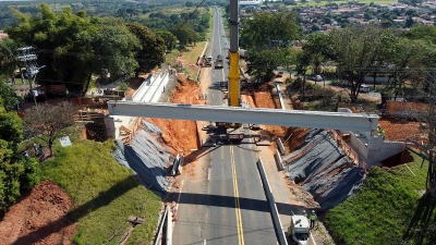Eixo SP inicia construção de novo viaduto, em Oriente