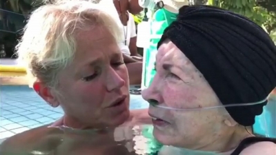 Xuxa canta para a sua mãe no dia do seu aniversário: "peço um milagre"