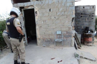 Mulher usa faca para matar marido que tentou estuprá-la 