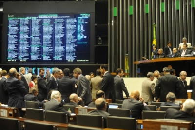 Câmara aprova projeto de desoneração da folha