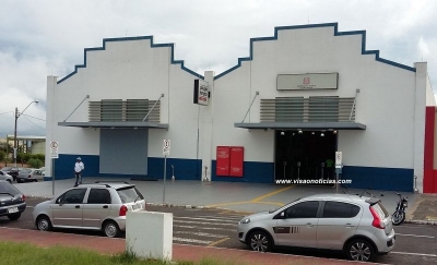 Seleção joga às 11h. Veja como ficam horários da Prefeitura, comércio e ônibus nesta segunda-feira