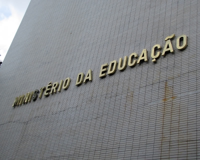 MEC terá de volta R$ 4 bilhões tirados em corte