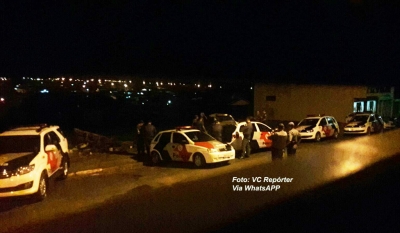 Assaltantes amarram comerciante e roubam cofre