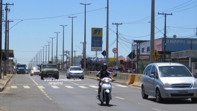 Uso do farol baixo segue sem multas na região